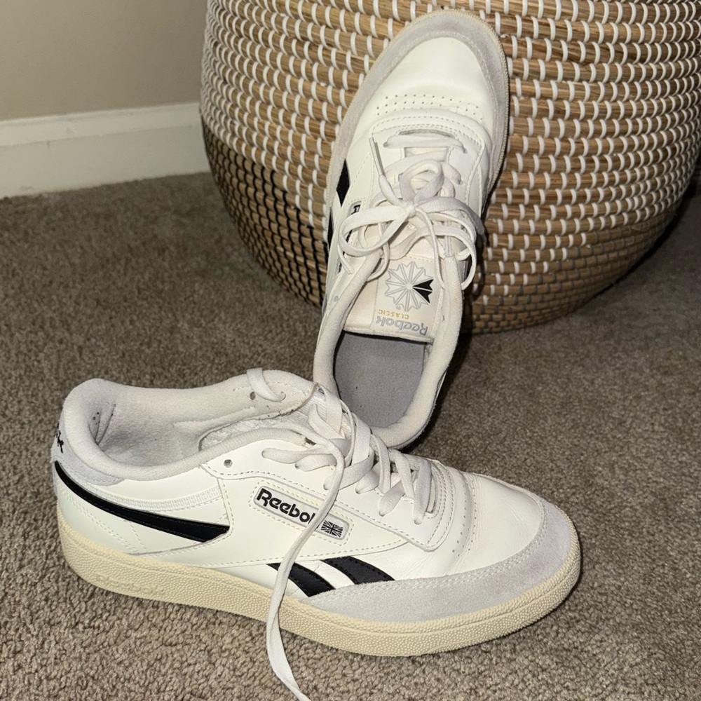 Reebok Men's White and Cream Trainers